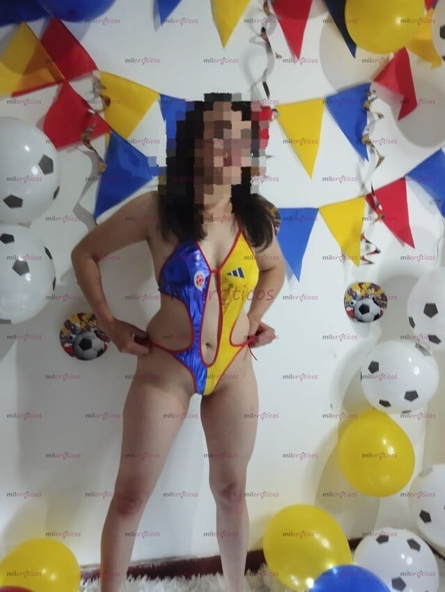 FOTOS DE MARCELA CON CURVAS NATURALES Y UNOS OJOS ENCANTADORES LLEGA HACERTE COSAS RICAS