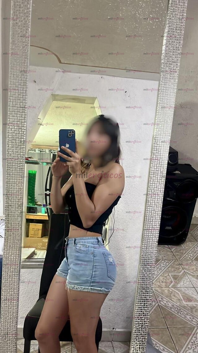 FOTOS DE AMOR SOY UNA PERRITA MUY JUGUETONA Y SEXI BEBE