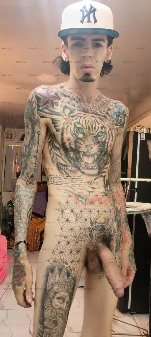 FOTOS DE FLACO ACTIVO TATUADO BLANCO ARRECHO MORBOSO
