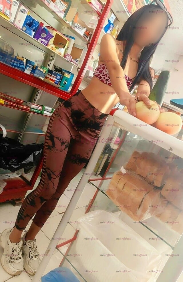 FOTOS DE NUEVA FLACA TRI SERVICIO PA SACARTE LA LECHE PAPI VISÍTAME