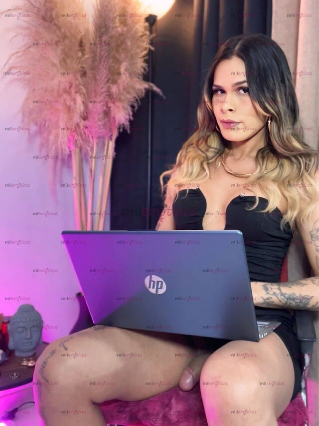 FOTOS DE TRANS UNIVERSITARIA MORBOSA PARA HOMBRES EJECUTIVOS DE BUEN GUSTO