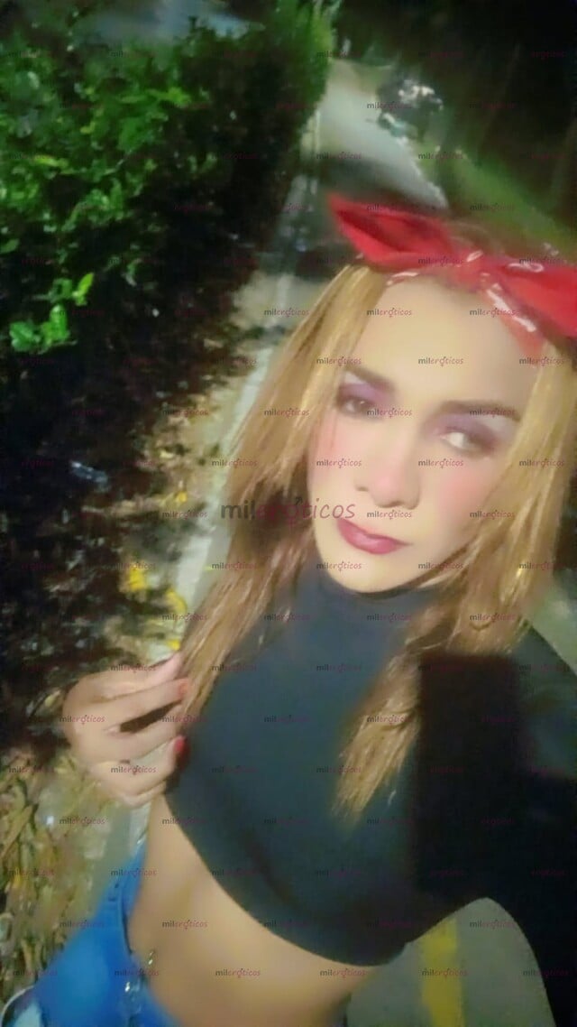 FOTOS DE HOLA MUCHO GUSTO MI NOMBRE ES JHORYINA UNA CHICA SUPER ARRECHA Y COMPLACIENTE