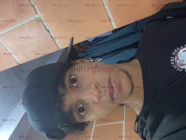 FOTOS DE SOY UN CHICO EN BUSCA DE COMPLACER CADA COSA DE TI