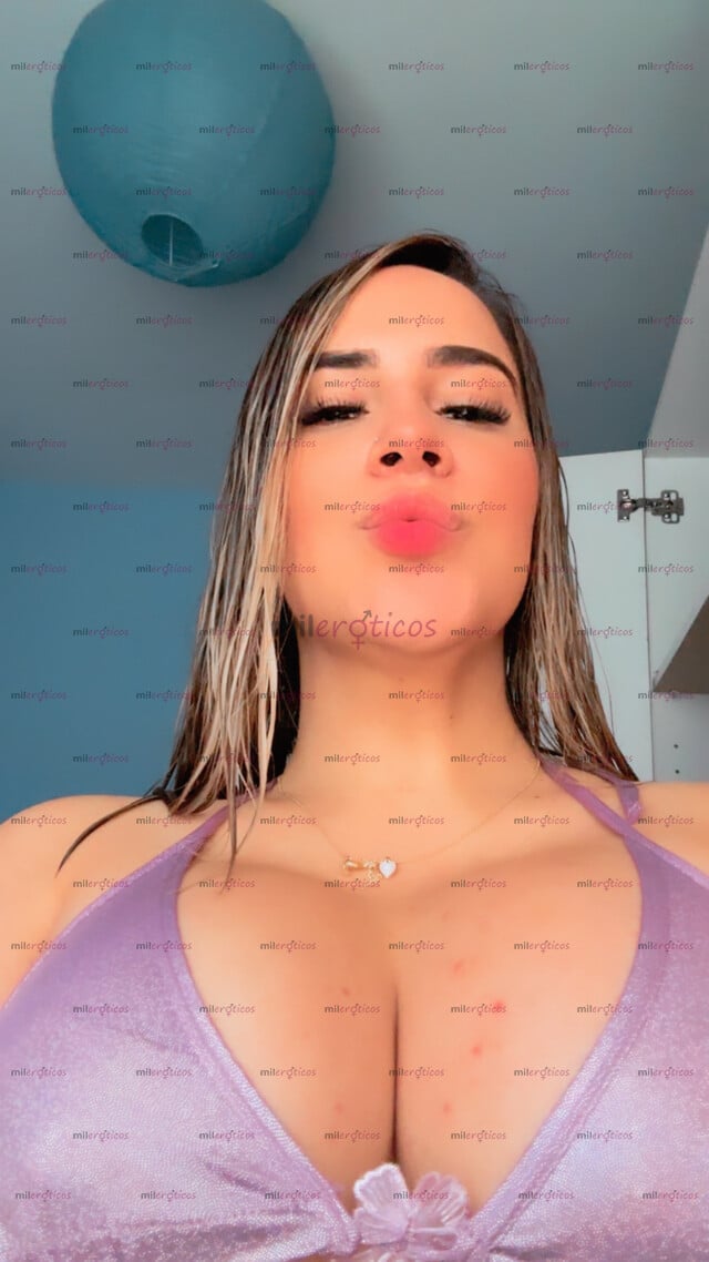 FOTOS DE PROMO VIDEOLLAMADA RUBIA CON RICO CULO Y GRANDES TETAS ME VENGO A CHORROS