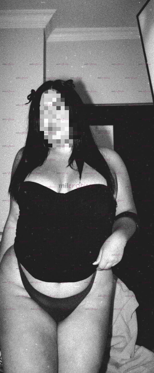 FOTOS DE 100%LA CHICA DE LA FOTO MORENA ,CALIENTE ESPERANDO COMPLACERTE !!!