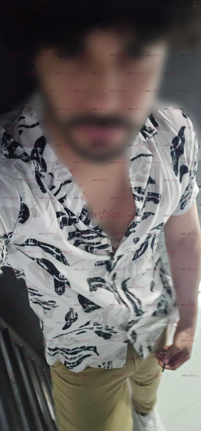 FOTOS DE EL ENCANTO DE UN HOMBRE CON PRESENCIA PARA TUS SALIDAS Y MOMENTOS INTIMOS