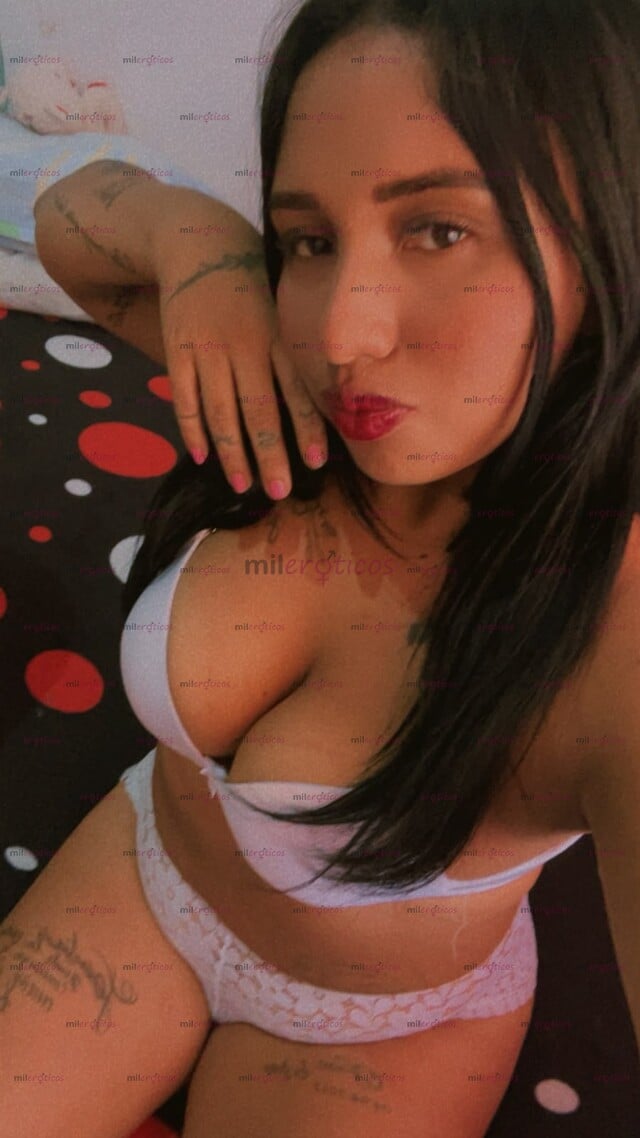 FOTOS DE HOLA MI NOMBRE ES KENDAL SOY UNA RIKA NENA QUE TE SACARÁ DE TU RUTINA DIAR