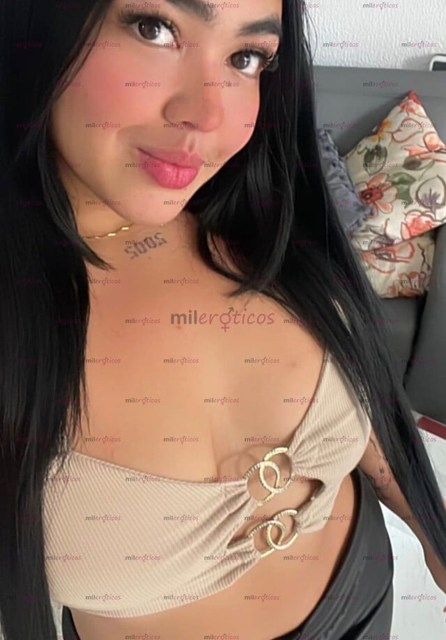 FOTOS DE 19 AÑOS ARRECHITA CON EL MEJOR ORAL ENSALIVADO PROFUNDO Y TRATO DE NOVIOS
