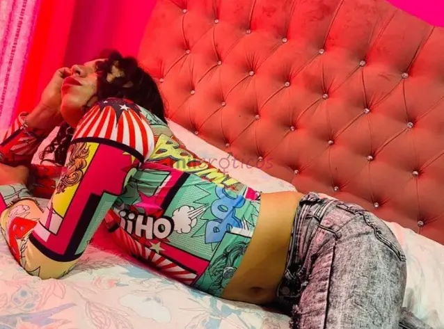Joventrans pasivo versatil tomo hormonas hace un tiempo tengo algo de pechitos flaquita bajita pelito largo natural mui femenina con cinturita culonci...