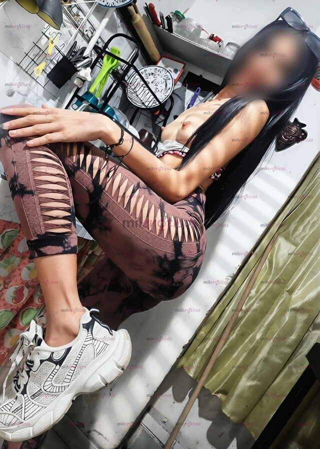 FOTOS DE NUEVA FLACA TRI SERVICIO PA SACARTE LA LECHE PAPI VISÍTAME