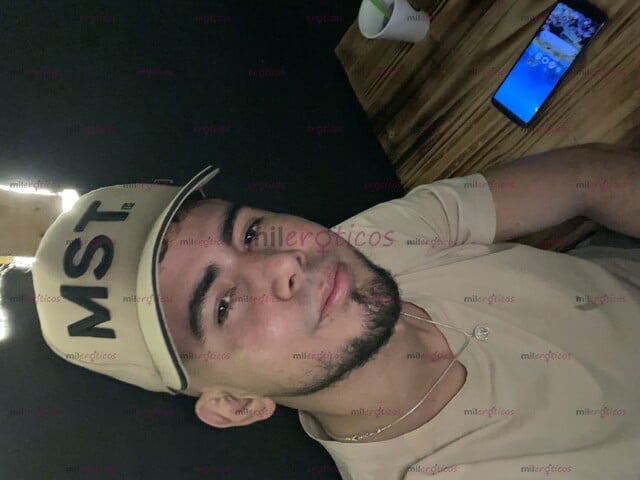 FOTOS DE HOLA SOY NOAH TENGO 27 AÑOS CHICO DISPUESTO A CUMPLIR TODAS TUS FANTASÍAS