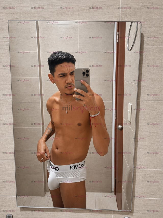 FOTOS DE ACTIVO 20CM, COMPLACIENTE Y CARIÑOSO, DIRECTO Y DE CONFIANZA