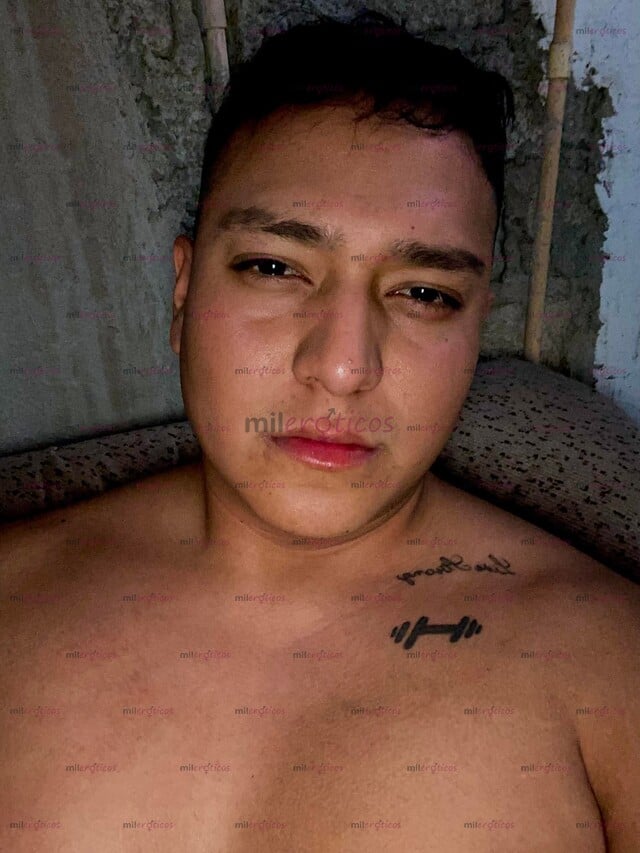 FOTOS DE CHARLY 400$ CHICO ENCANTADOR AMOR DISPONIBLE EN QUERETARO PARA TI