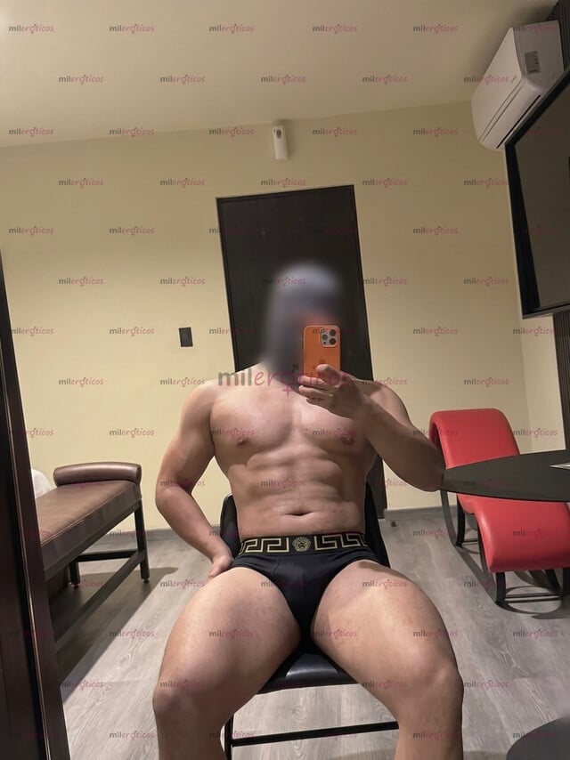 FOTOS DE NUEVO EN TU CIUDAD POR POCO TIEMPO ! OLIVER CHICO GUAPO Y DEPORTISTA DOMINANTE