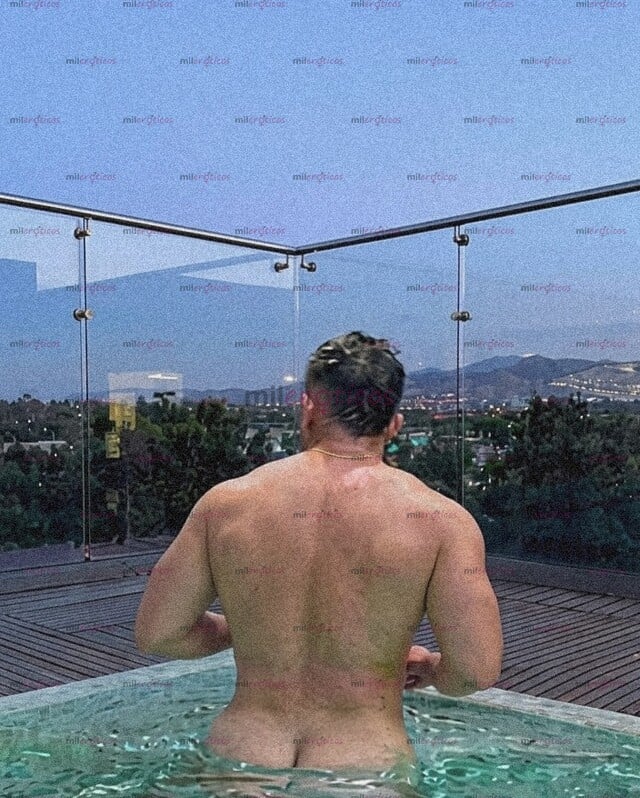 FOTOS DE NUEVO EN TU CIUDAD POR POCO TIEMPO ! OLIVER CHICO GUAPO Y DEPORTISTA DOMINANTE