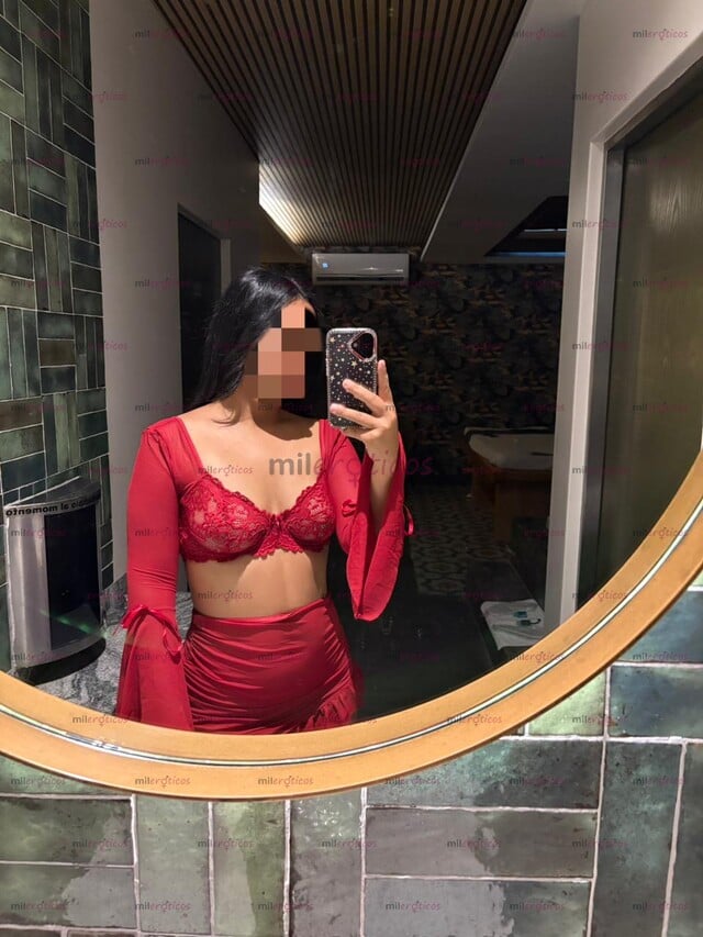 FOTOS DE XIMENA PETIT, APRETADITA, HERMOSA, SENSUAL