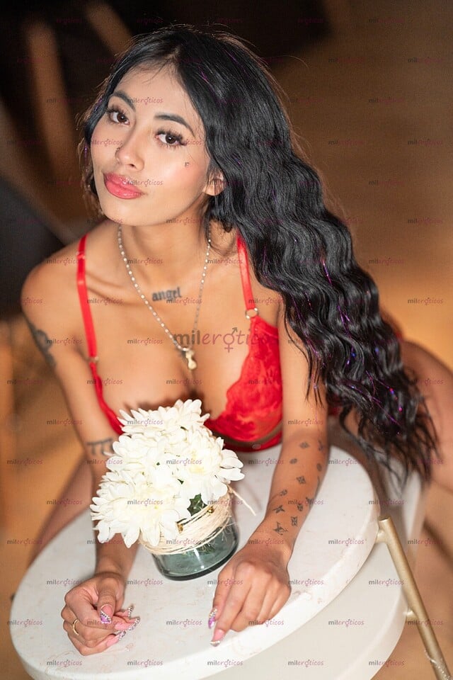 FOTOS DE KEYLA, 20 AÑOS, ROLA DE BOGOTÁ, OJOS CAFÉS, FIGURA DELGADA, EXTROVERTIDA Y COQUE