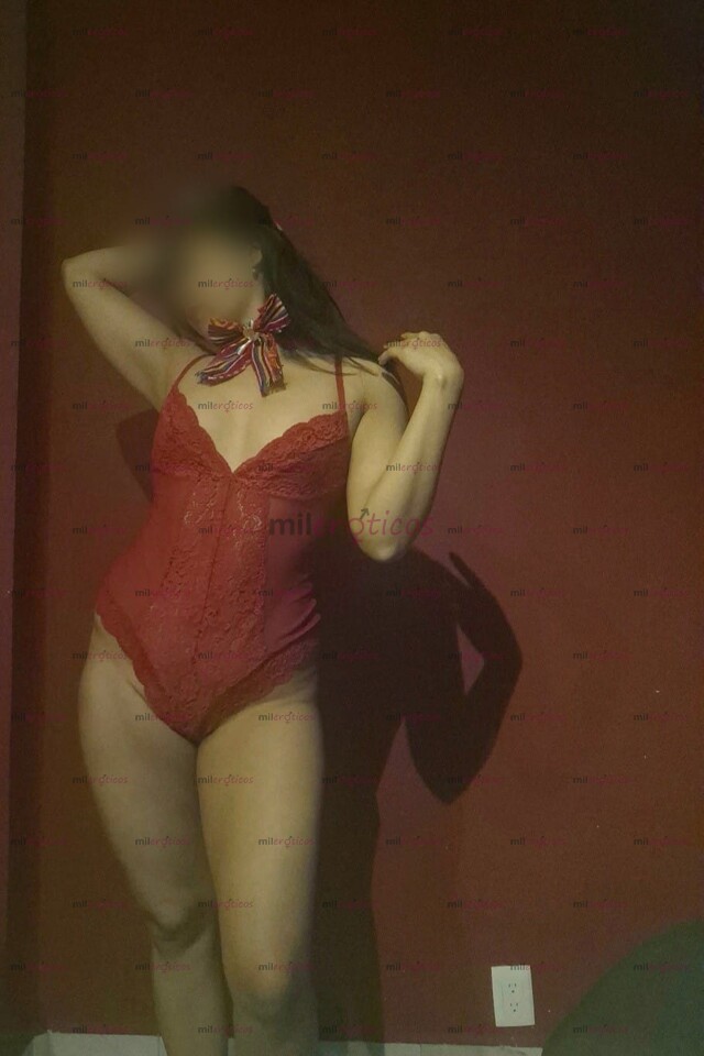 FOTOS DE MAESTRA EN MASAJE LINGAM. CARICIAS QUE TRANSFORMAN!! NAHOMI