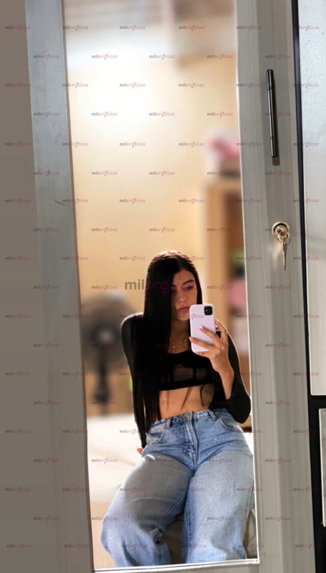 FOTOS DE HERMOSA POLLITA , NUEVA EN TU CIUDAD POR PRIMERA VEZ , UNA DIOSA ( FLACA )