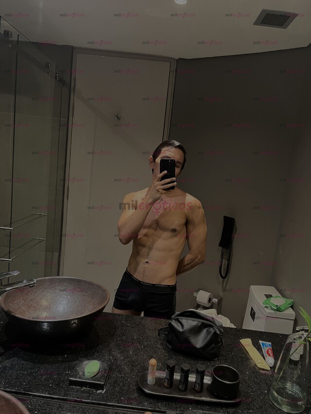 FOTOS DE MASAJES TERAPÉUTICOS POR MANOS PROFESIONALES