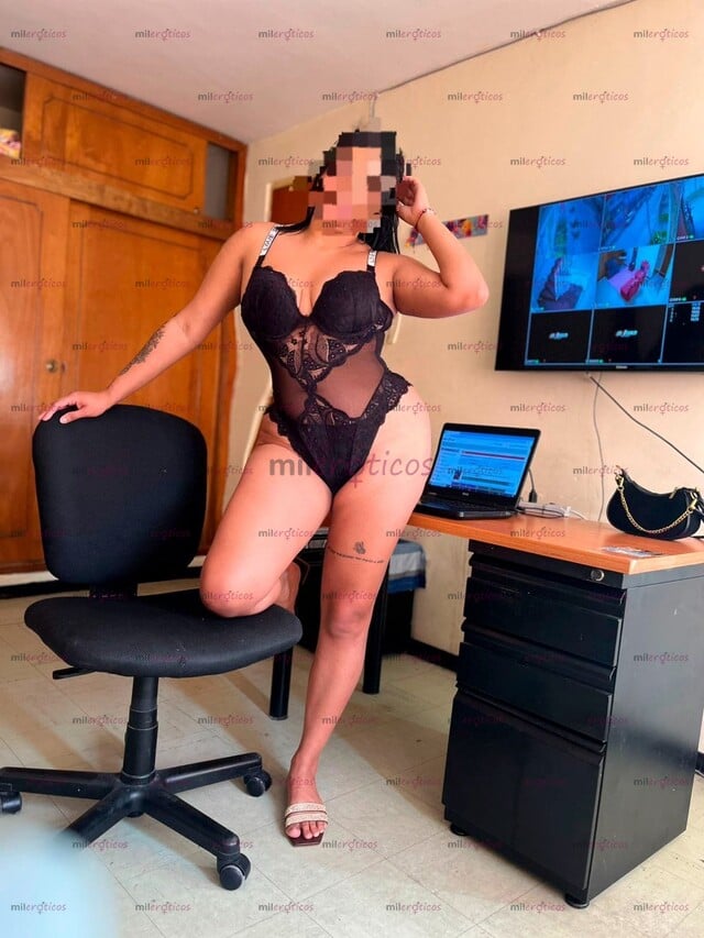 FOTOS DE HOLA SOY NUEVA EN LA CIUDAD SOY UNA CHICA CON CURVAS CALIENTES A DOMICILIO