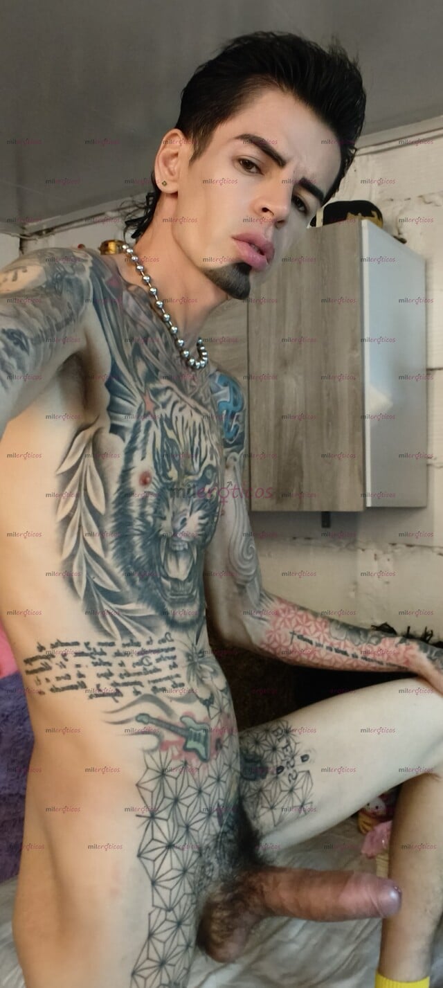 FOTOS DE FLACO VERGON ACTIVO TATUADO CON SITIO RESERVADO