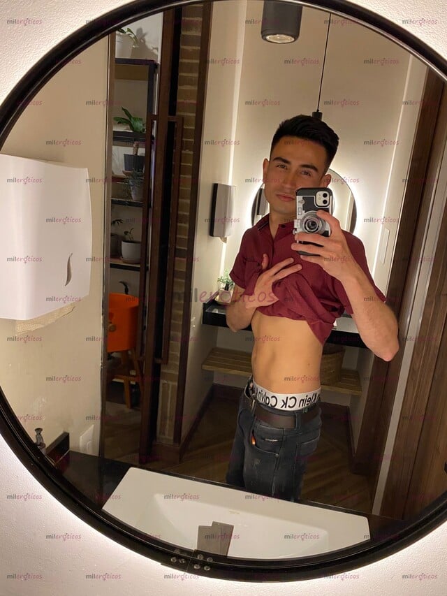 FOTOS DE MAMADOR SERVIDOR AGUANTADOR , PASIVO 100% ADICTO A DAR COLITA