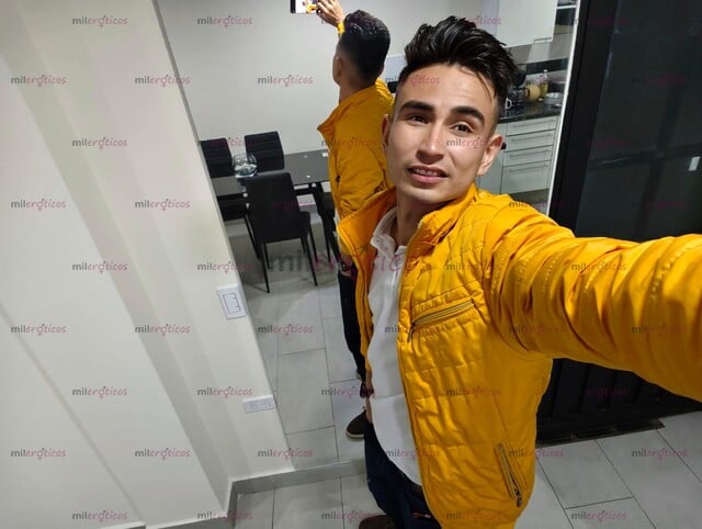 FOTOS DE MAMADOR SERVIDOR AGUANTADOR , PASIVO 100% ADICTO A DAR COLITA