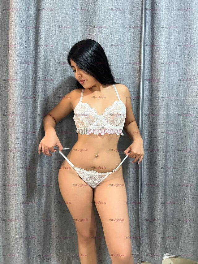 FOTOS DE MUÑEQUITA DULCE QUE SE MOJA Y GIME PARA TI