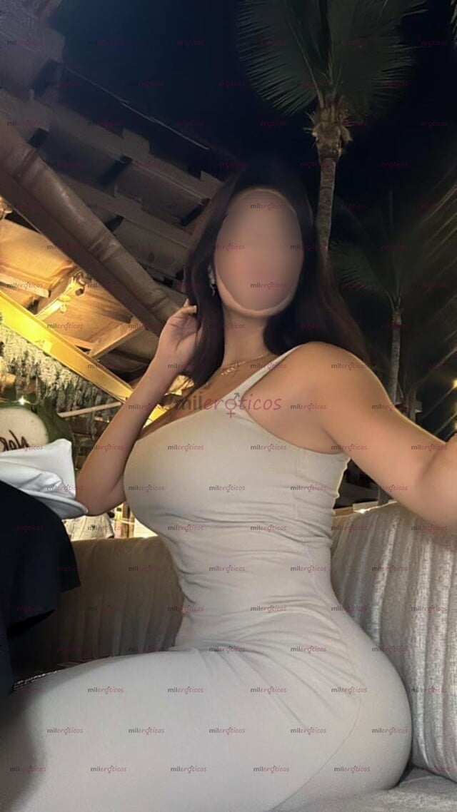 FOTOS DE GÉNESIS DELGADA TETONA Y CULO CON UN LABIOS QUE TE ENCANTARÁN