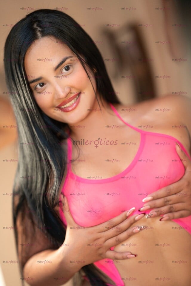 FOTOS DE ADRIANA PERFECTA MORBOSA DE CARA ANGELICAL