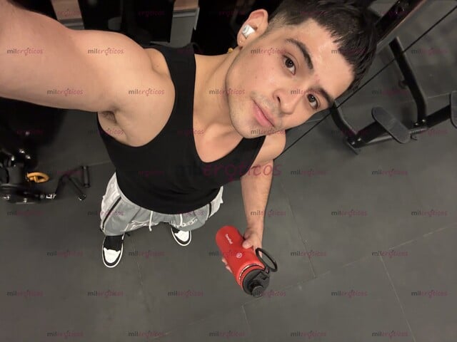 FOTOS DE EXCLUSIVO COLOMBIANO MACHO VERGON DOMINANTE FIESTERO