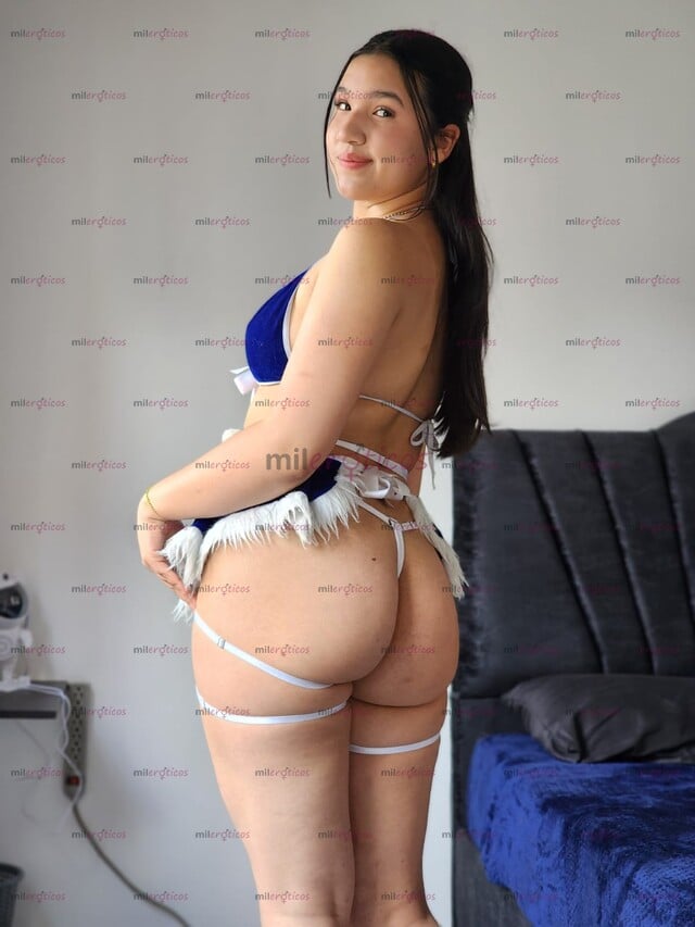 FOTOS DE MONSERRAT CHICA COMPLACIENTE Y SUMISA DE LUXURY HOUSE