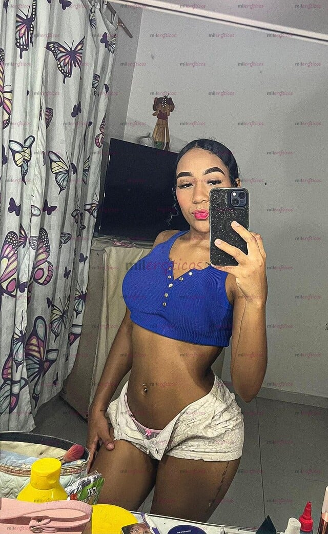 FOTOS DE DISPONIBLE PARA UNA EXPERIENCIA AGRADABLE CON BUENA CONVERSACIÓN