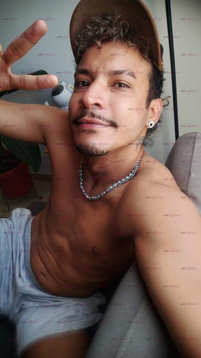 FOTOS DE VENEZOLANO MACHO VERGON DISPONIBLE ME LLAMO ALEX HÁBLAME AL PRIVADO.3027280225