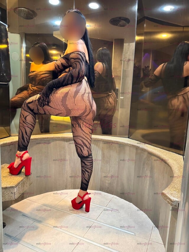 FOTOS DE NENA CALIENTE CON GANAS DE ESTAR ENCIMA DE TU VERGA RICA MASAJISTA