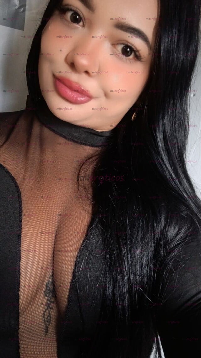 FOTOS DE SOY UNA CHICA DIVERTIDA MORENA Y TROZA HOLA, SOY UNA MUJER ENCANTADORA