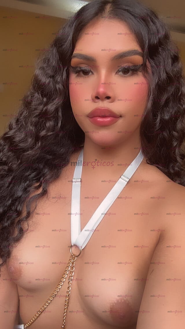 FOTOS DE NUEVA EN LA PÁGINA, CHICA DE 18 AÑOS MUY CACHONDA Y COMPLACIENTE