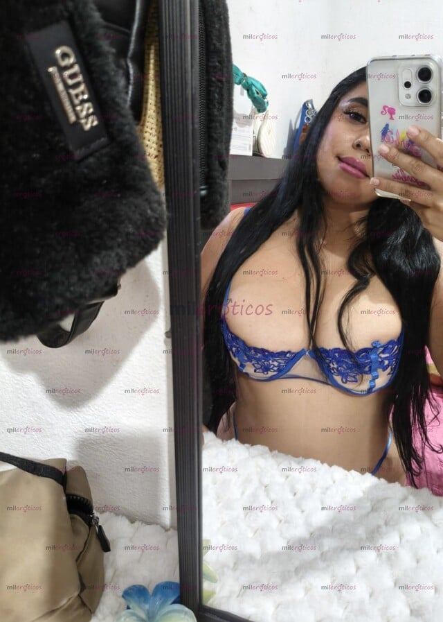 FOTOS DE MORENA .MIDO 1.60 PELO LARGO Y NEGRO NALGONA CHICHONA