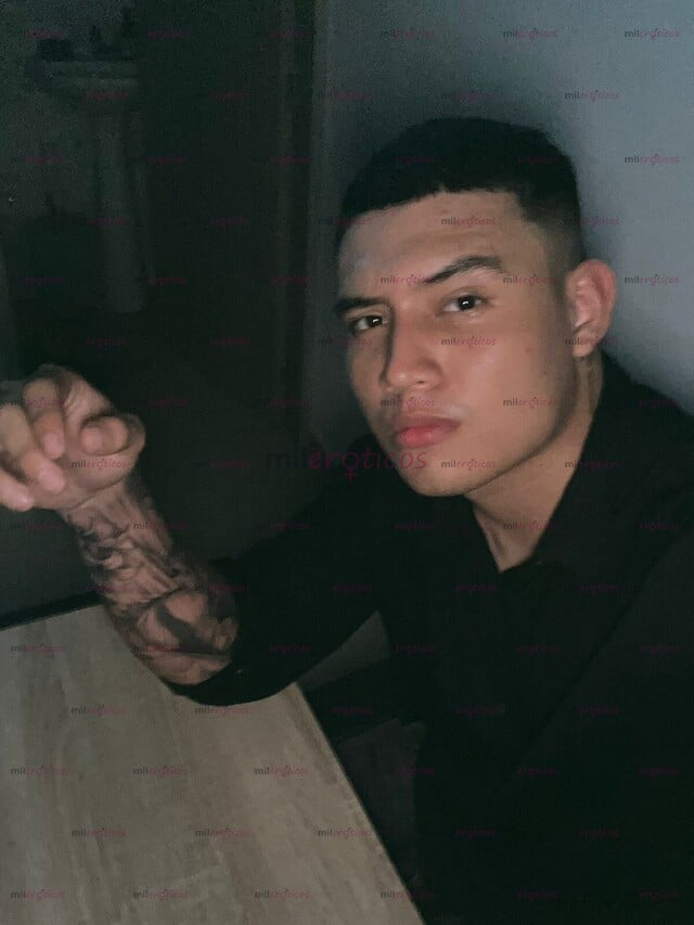 FOTOS DE ME LLAMO MAX CHICO VERSATIL QUE CUMPLIRA TUS PETICIONES
