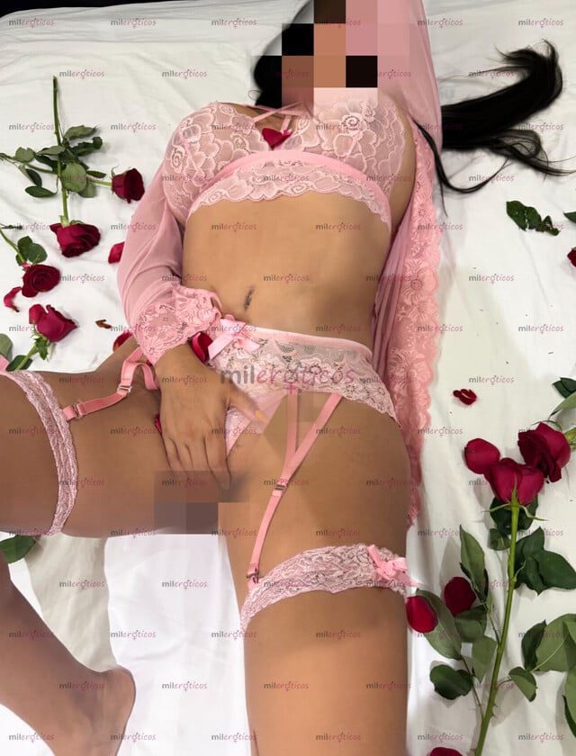FOTOS DE ZARA CON 23 AÑOS CHICHONA Y NALGONA RIQUISIMA