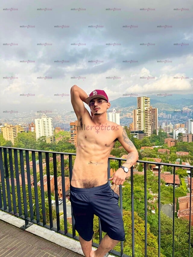 FOTOS DE VERGON BI LECHERO 22CM REALES CON SITIO SORNERO