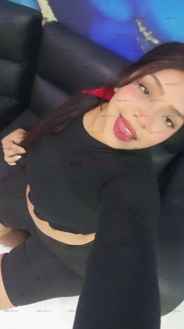 FOTOS DE PRIMERO VEZ VANESA DISFRUTA DEL MEJOR ORAL GARGANTA PROFUNDA TETAS PEQUEÑAS