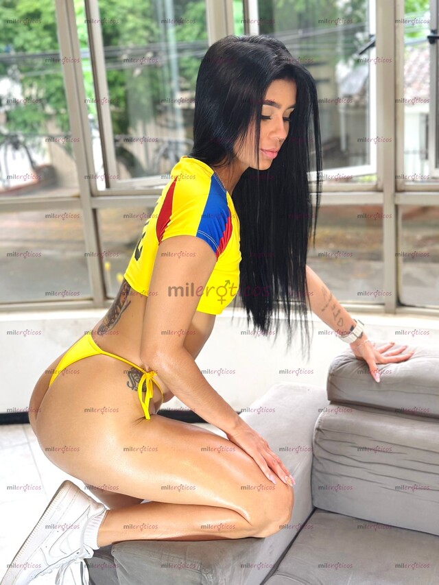 FOTOS DE SOLO DOMICILIO , UNA FLACA SENSUAL Y CARIÑOSA