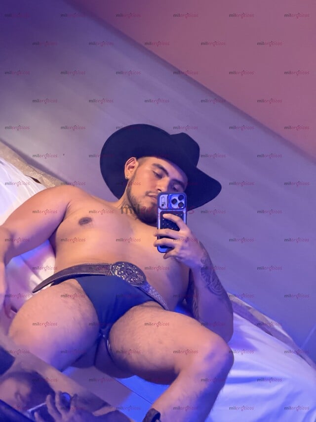 FOTOS DE TATUADO Y FORNIDO DISPONIBLE PARA COMPLACERTE