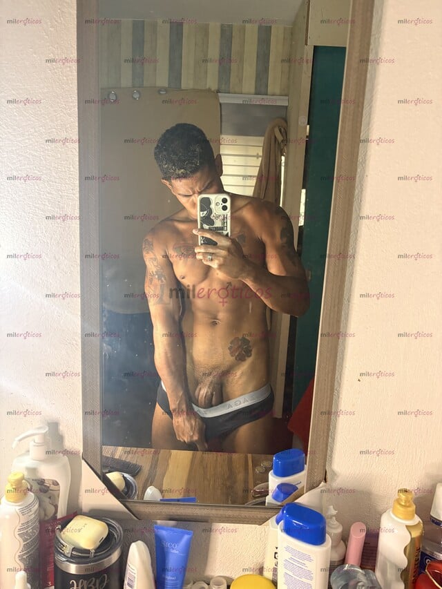 FOTOS DE HOLA SOY ALBERT JOVEN DE 23 AÑOS MASAJISTA EROTICO Y GUAPO