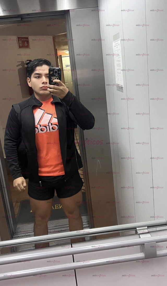 FOTOS DE COSTEÑO DISPUESTO A CUMPLIR TUS FANTASÍAS :)