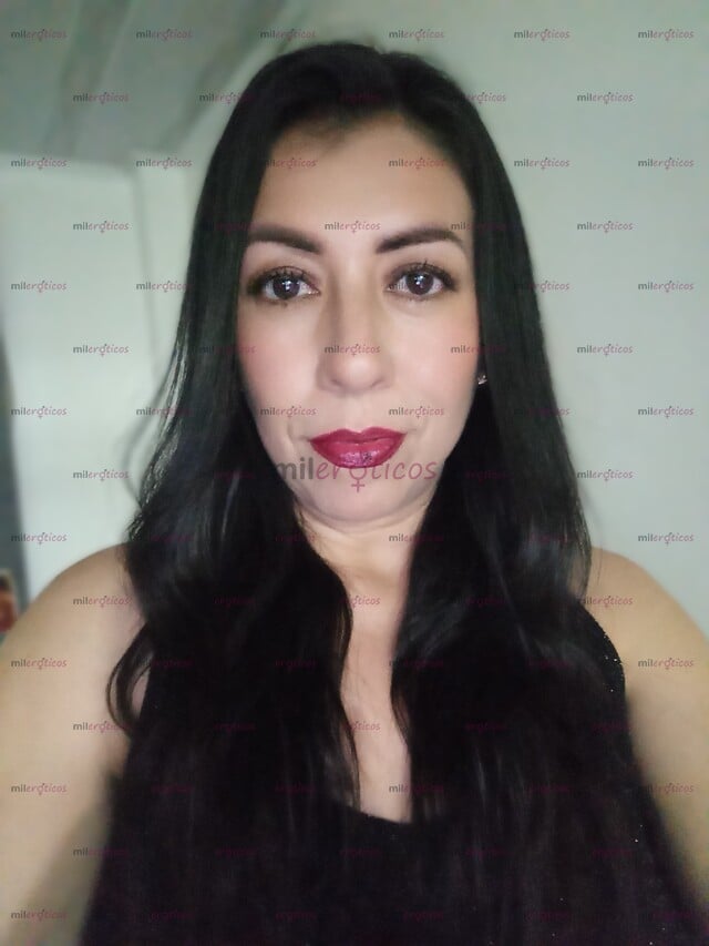 FOTOS DE SOY MARÍA VICTORIA, UNA MUJER MADURA, DULCE Y NATURAL.
