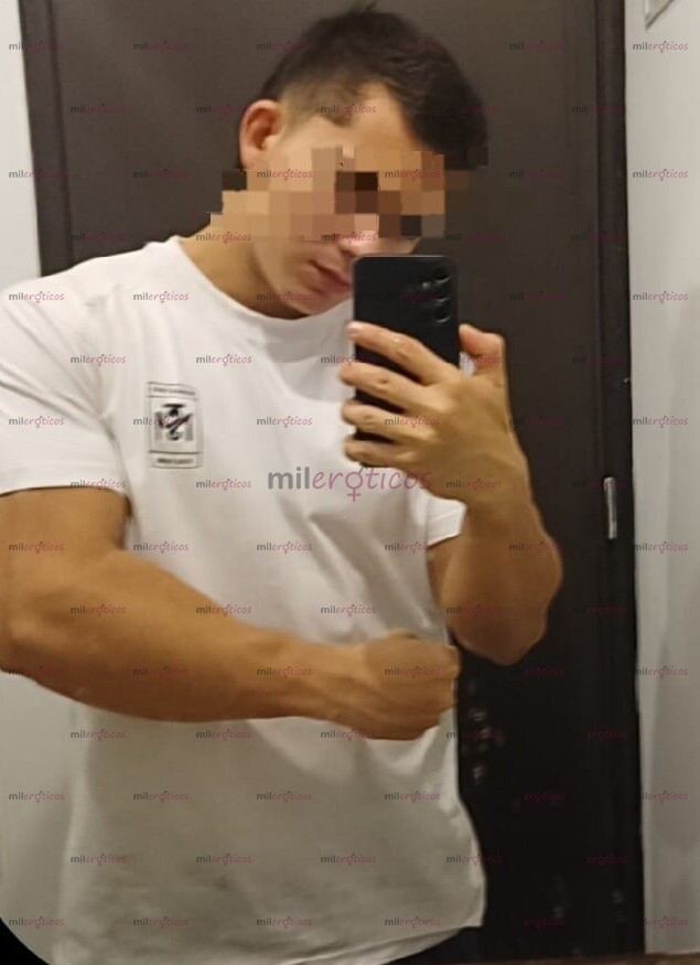 FOTOS DE CHICO ATLÉTICO , DOTADO Y DISCRETO CON SOLO MUJERES