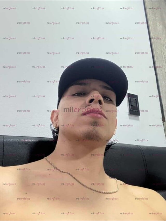 FOTOS DE OLIVER JOVEN ACT ARRECHO DISPUESTO A COMPLACERTE